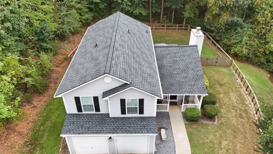 A gray 30-year roof installed by Galian Roofing